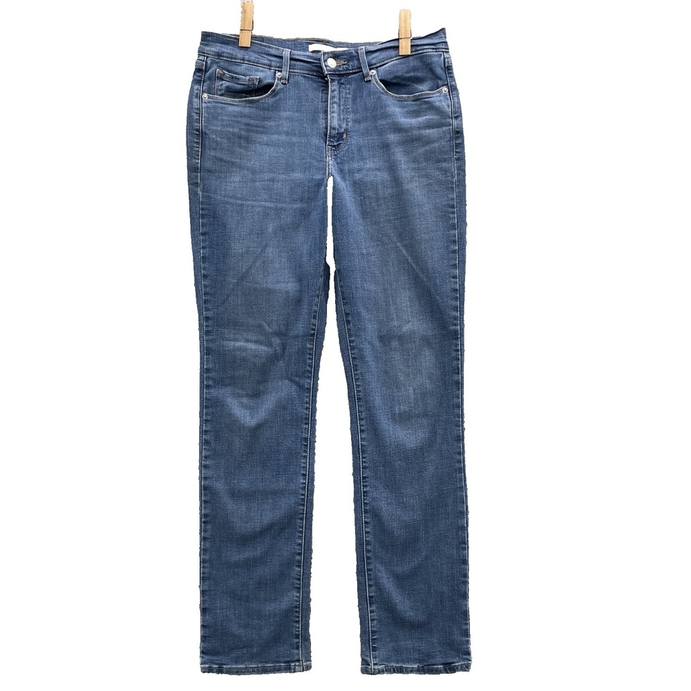 Levi's Jeans Women 32x30* Classic Straight Chic Academia Minimalist 90s Workwear